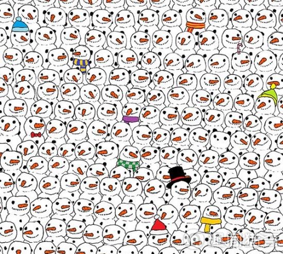 你能在雪人里找到熊猫吗？ 眼花了。。。。